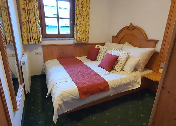 Schlosserhaus Appartements