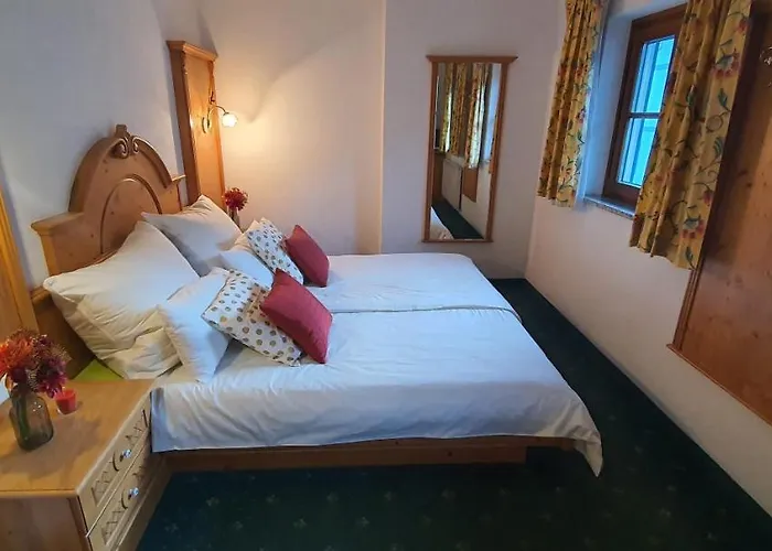 Schlosserhaus Appartements