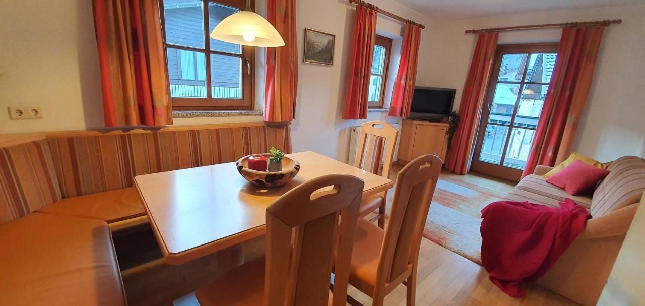 Schlosserhaus Apartment